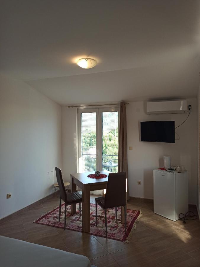 Lastva Holliday Rooms Budva Exteriér fotografie
