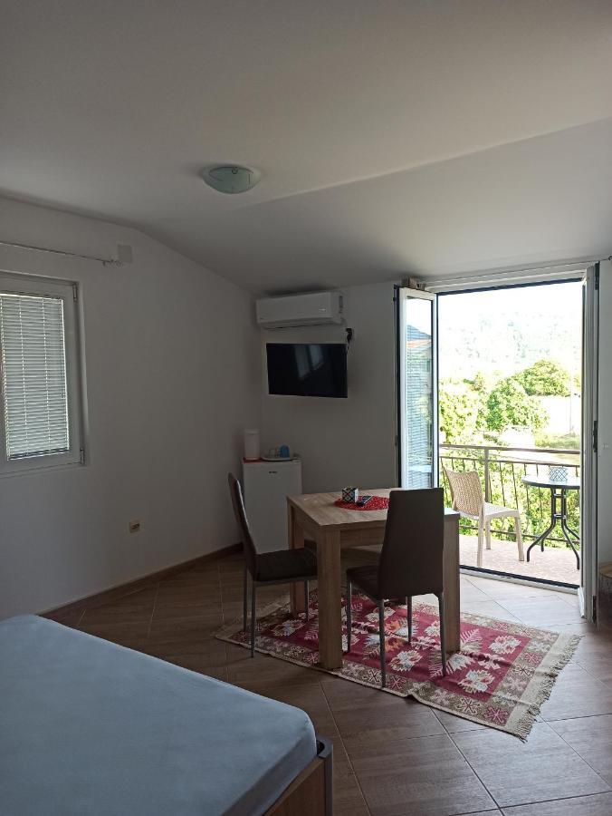 Lastva Holliday Rooms Budva Exteriér fotografie